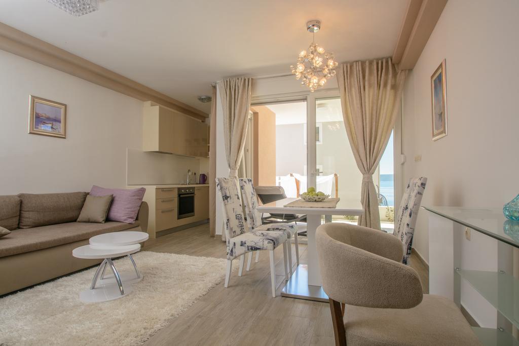 Atlantis Apartment *